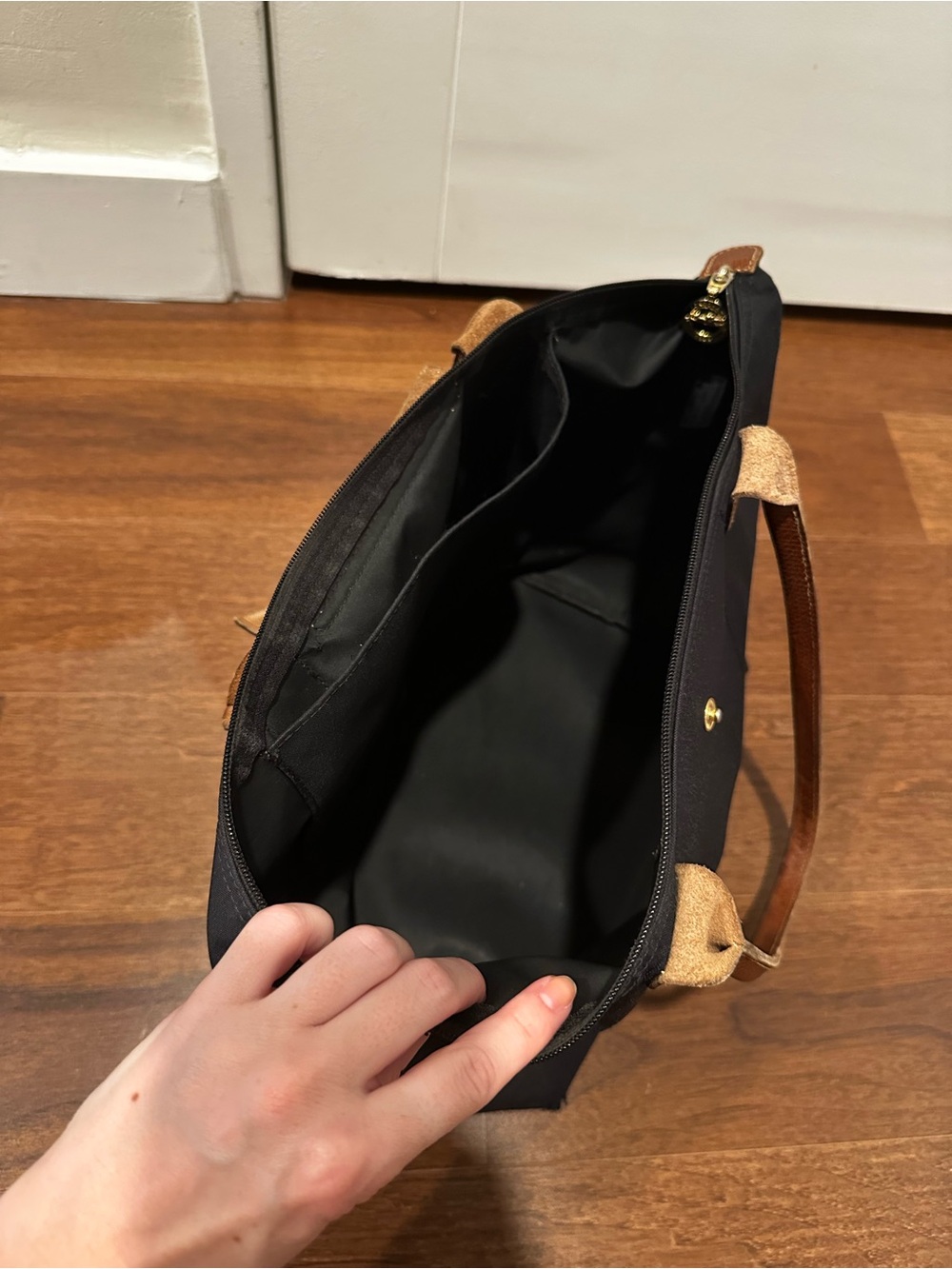 Longchamp Black Le Pliage Medium Tote with Brown Leather Trim - Picture 9 of 9